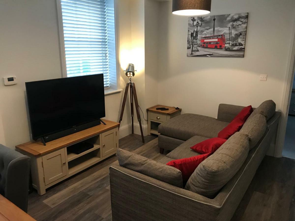 Cavendish House With Secure, Allocated Parking, 2 Mins Walk From Windsor Castle Szoba fotó